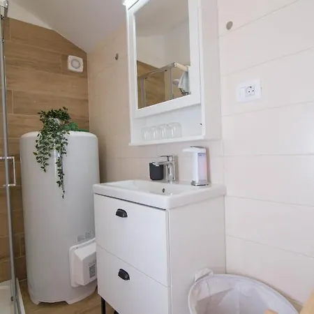 Pinea Guest house 3*