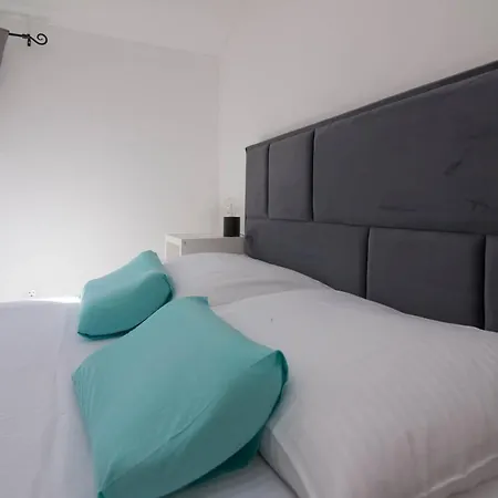 Guest house Pinea 3*