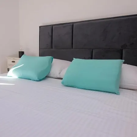 Pinea Guest house 3*