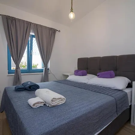 Gostinjska kuća Pinea