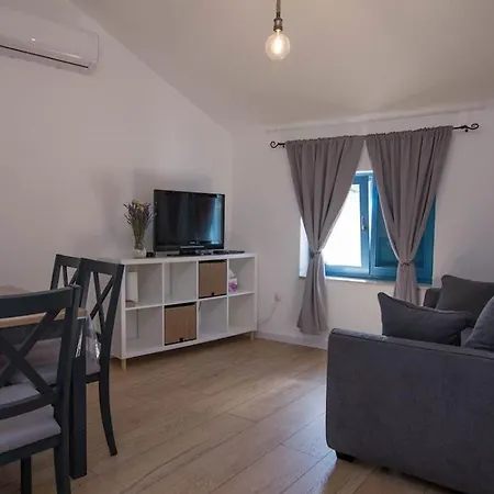 Gostinjska kuća Pinea Veli Losinj