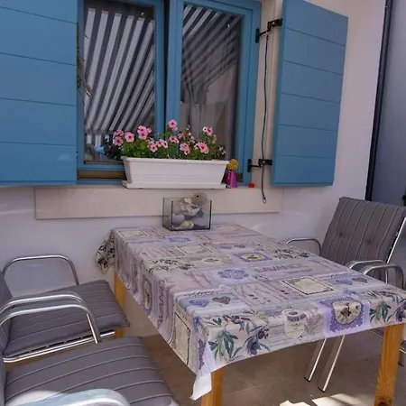 Pinea Gostinjska kuća Veli Losinj