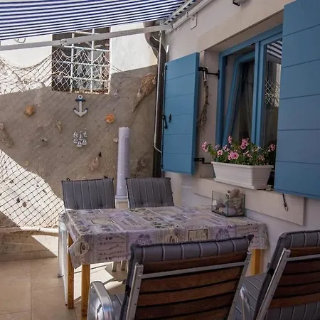 Gostinjska kuća Pinea 3*