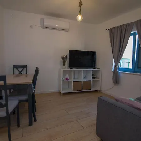 Konukevi Pinea Veli Lošinj